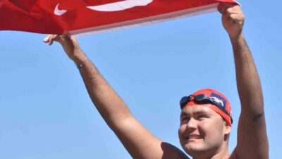 İzmir Büyükşehir Belediyesi Spor Kulübü çatısı altında başarılı kariyerini sürdüren