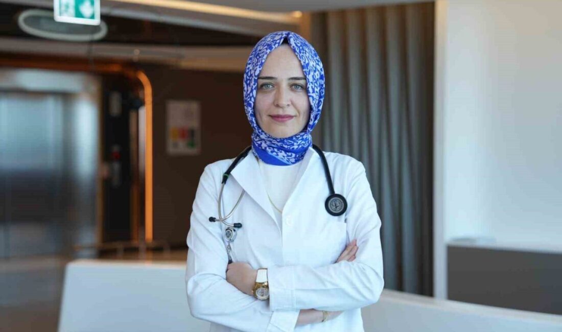 “Karaciğerim yağlı” demeyin, önlemini alın Karaciğer yağlanması, günümüzde hareketsiz yaşam ve sağlıksız beslenmenin yaygınlaşmasıyla birlikte