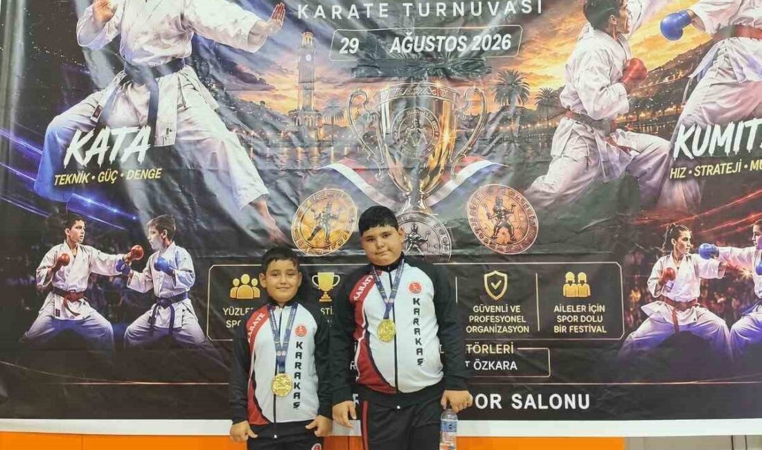 İzmir Fuar Kupası Karate Turnuvası’nda mücadele eden kardeşler Meriç ve