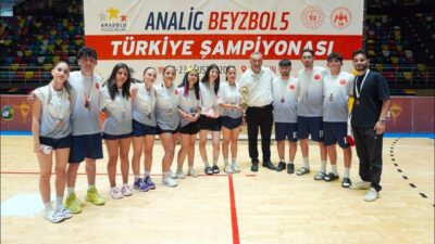 Samsun’da düzenlenen ANALİG Beyzbol5 Türkiye Şampiyonası’nda mücadele eden Kayseri ANALİG
