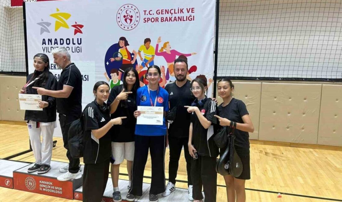 Karabük’te düzenlenen Anadolu Yıldızlar Ligi (ANALİG) Türkiye Taekwondo Şampiyonası Finali’nde
