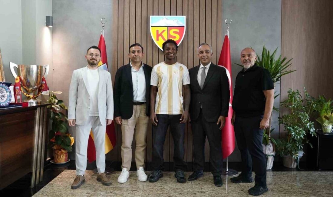 Kayserispor dış transferde kadrosuna 7 yabancı ismi dahil etti. Kayserispor,