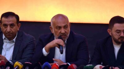 Kayserispor Kulüp Başkanı Ali Çamlı, düzenlediği basın toplantısında kulübün mevcut