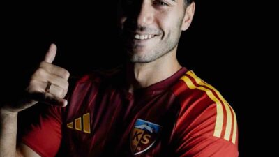 Kayserispor, gurbetçi oyuncu Mert Göckan ile sözleşme imzaladı. 1.Lig ekiplerinden