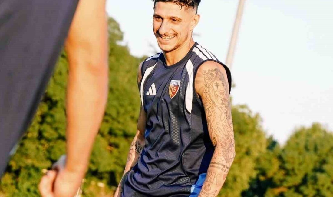Kayserispor’da yeni sezonda futbolcuların giyeceği forma numaraları belli oldu. 1.