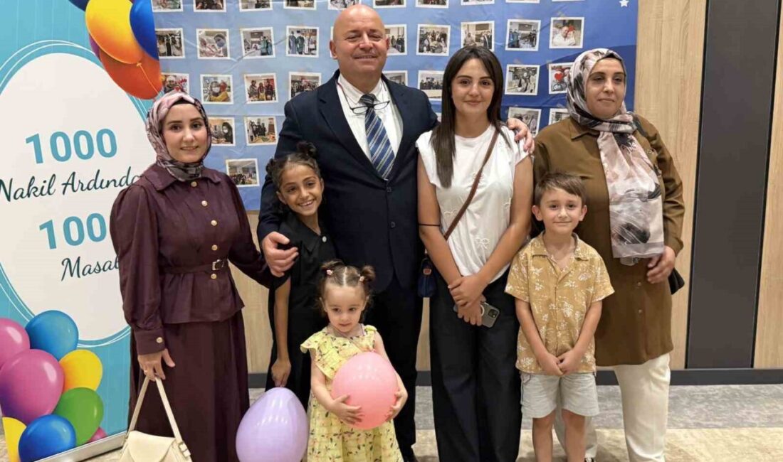 Kemik iliği nakli olan çocukların aileleriyle birlikte hekimleri ile buluştuğu