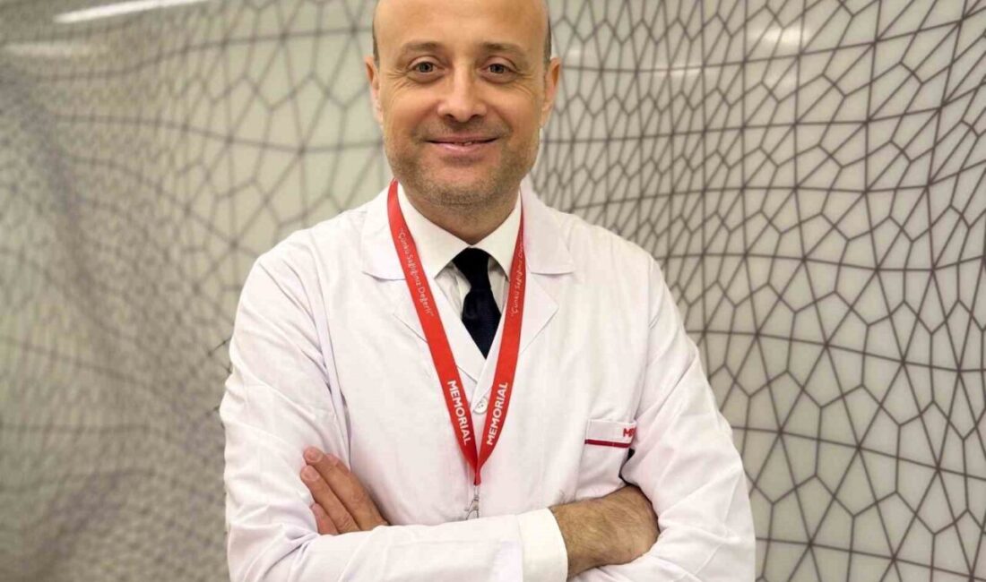 Estetik ve Plastik Cerrahi Bölümü’nden Op. Dr. Fırat Özer, estetik