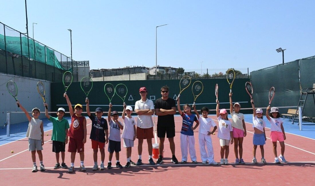 Kuşadası Belediyesi’nin çocukların yaz tatilini hem verimli hem de spor