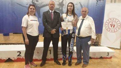 Kütahyalı genç sporcu Elif Kaya, Türkiye Savate Gençler Combat Şampiyonası’nda