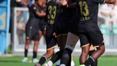 Laurıe Ann Moıse, Süper Lig maçında Sultanbeyligücü Spor Kulübü karşısında