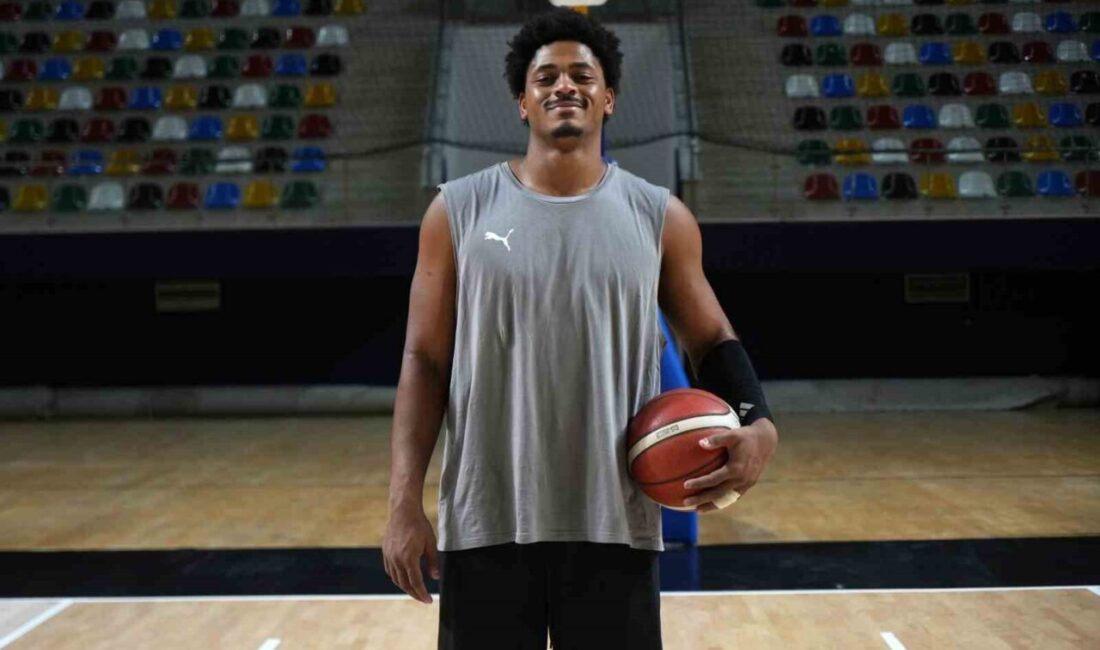 Matt Mitchell’den Fenerbahçe maçına çağrı Basketbol Süper Ligi’nde Kocaeli’yi temsil edecek takımlardan Körfez Basket’in yıldız
