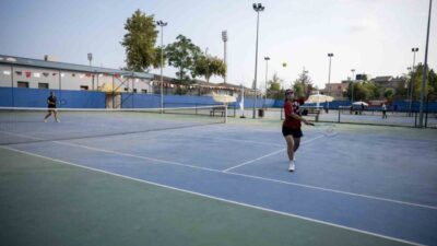Mersin’de 30 Ağustos Zafer Bayramının 104. yıl dönümü dolayısıyla tenis