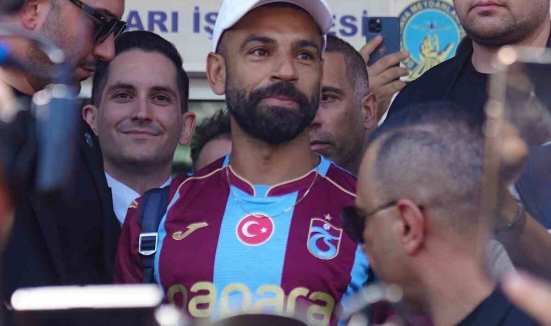 Trabzonspor’un anlaşmaya vardığı 34 yaşındaki Mısırlı futbolcu Muhammed Salah, İstanbul’a