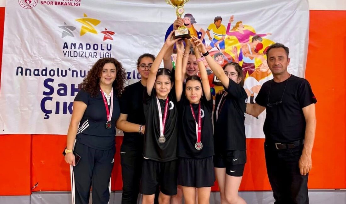 Aksaray’da düzenlenen Anadolu Yıldızlar Ligi (ANALİG) Masa Tenisi Grup Müsabakaları’nda
