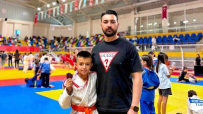 Niğde’yi Uluslararası Ahmet İnceçubuk Judo Turnuvası’nda temsil eden sporcular, organizasyonu
