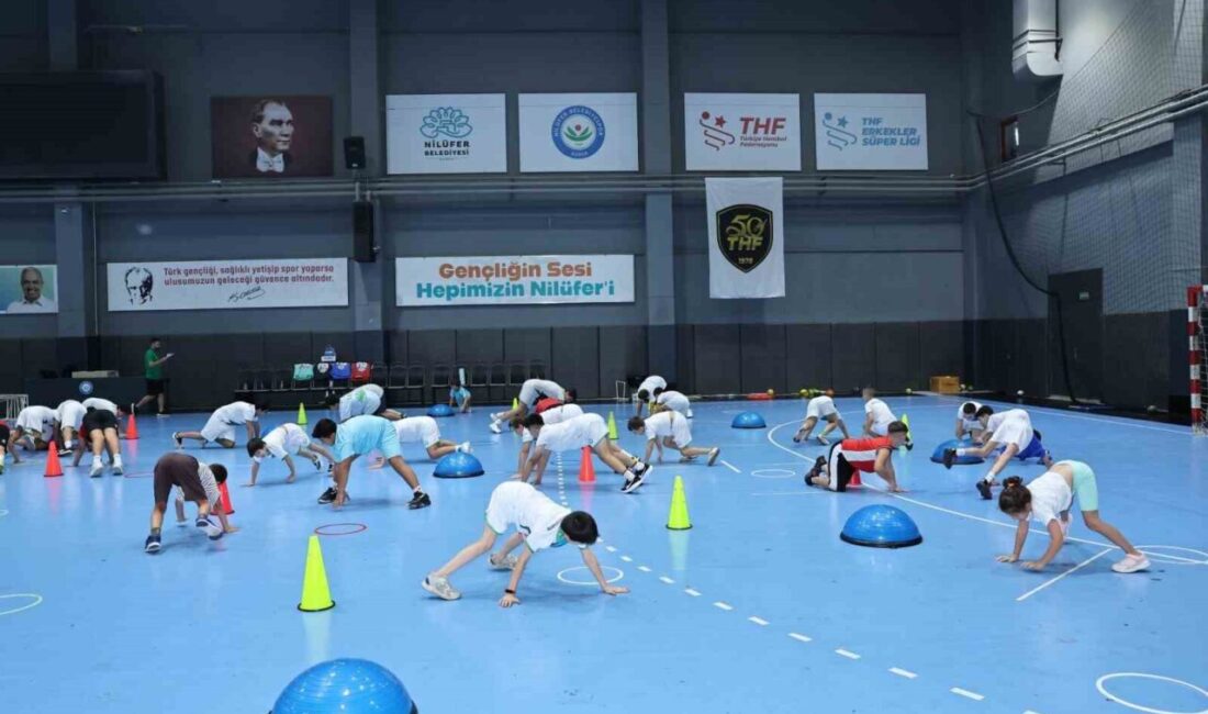 Nilüfer’de “Hentbol Akademisi” açıldı Nilüfer Belediyespor ve Türkiye Hentbol Federasyonu iş birliğiyle hayata geçirilen
