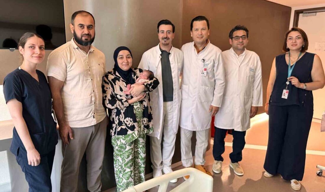 Hamileliğinin 23’üncü haftasında omuriliğinde tümör tespit edilen 34 yaşındaki Amina
