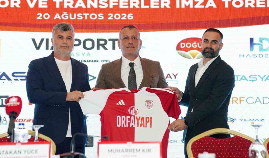 Pendikspor yeni isim sponsorluğunu ve transferlerini tanıttı Pendikspor, yeni isim sponsorluğu anlaşmasını ve yeni sezon öncesi kadrosuna