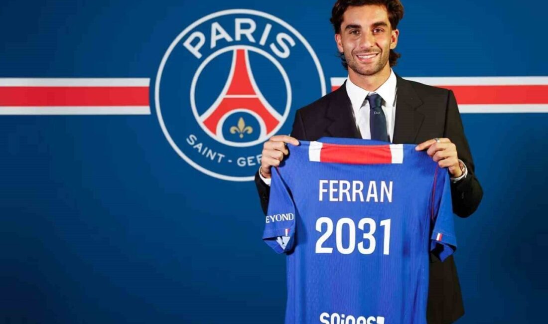 Fransız ekibi Paris Saint-Germain (PSG), İspanyol futbolcu Ferran Torres’i 2031