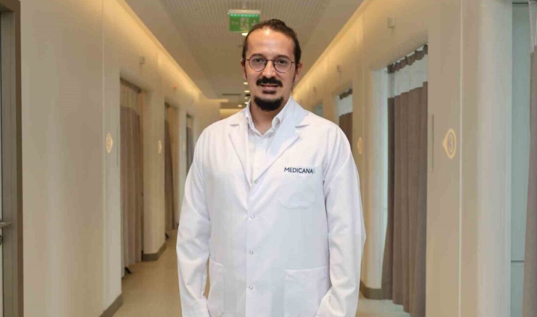 Günlük yaşamda saç tararken, raflara uzanırken ya da spor yaparken