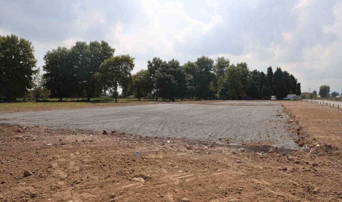 Sakarya’da 3 mahalle daha futbol, voleybol ve basketbol sahasına kavuşuyor Sakarya Büyükşehir Belediyesi’nin 17 mahalleye kazandırdığı futbol, voleybol, basketbol sahası