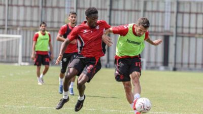 Samsunspor, Süper Lig’in ilk haftasında sahasında karşılaşacağı Göztepe maçının hazırlıklarını
