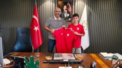 Samsunspor’a transfer olan genç futbolcu Kuzey Topçu, Germencik Belediye Başkanı