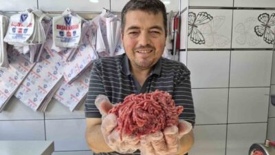 Eskişehir’de kasaplık yapan Kadir Şen, vatandaşların gıda zehirlenmesi yaşamamak için