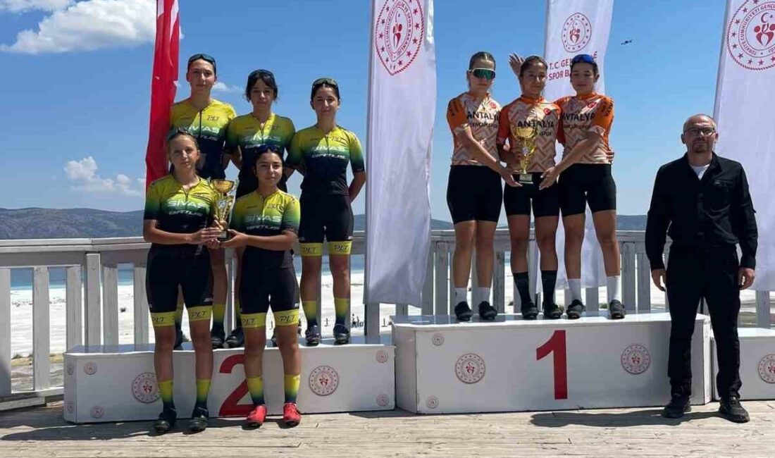 Sivas Gençlik Spor Kulübü Bisiklet Takımı, Burdur’da düzenlenen Yeşilay U17