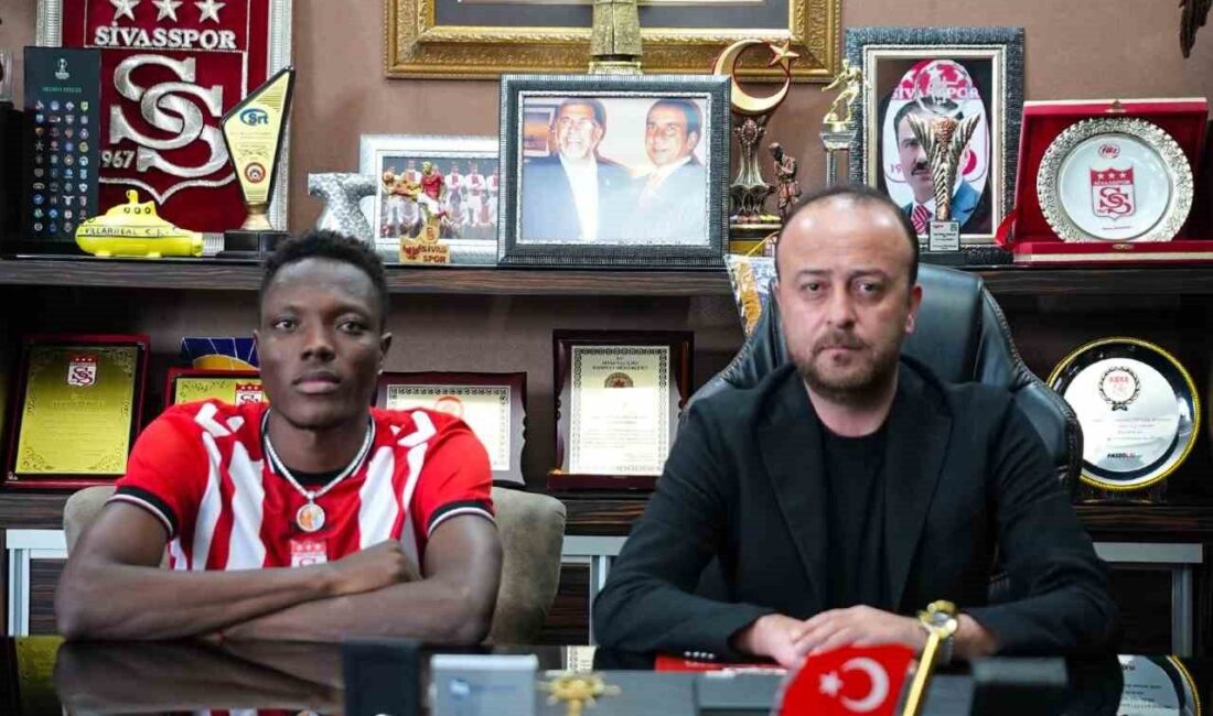 Trendyol 1. Lig takımlarından Sivasspor, orta saha hattını güçlendirdi. Kırmızı-beyazlı