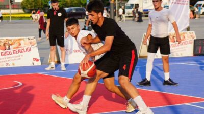 SAMSUN (İHA) – Samsun’da Gençlik ve Spor Festivali kapsamında düzenlenen