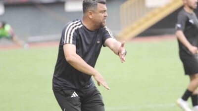 Manisa Süper Amatör Küme ekiplerinden Salihli Belediyespor, teknik direktör Hoze”