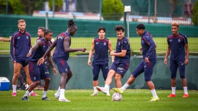 Trabzonspor, UEFA Avrupa Ligi Play-Off Turu ilk maçında sahasında karşılaşacağı
