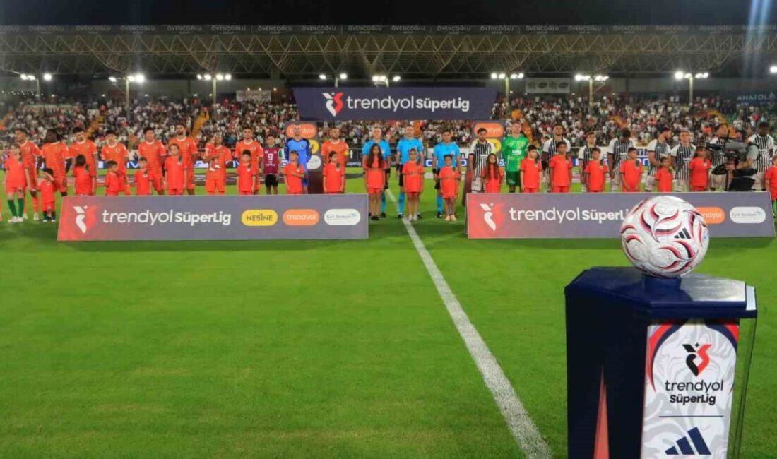 Trendyol Süper Lig’in 2. haftasında Corendon Alanyaspor, sahasında Beşiktaş ile