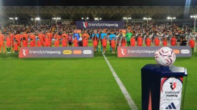 Trendyol Süper Lig’in 2. haftasında Corendon Alanyaspor, sahasında Beşiktaş ile