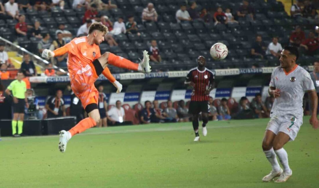 Trendyol Süper Lig: Gaziantep FK: 0 – Alanyaspor: 1 (İlk yarı) Gaziantep Futbol Kulübü, Trendyol Süper Lig’in 1. haftasında Alanyaspor’u ağırlıyor.