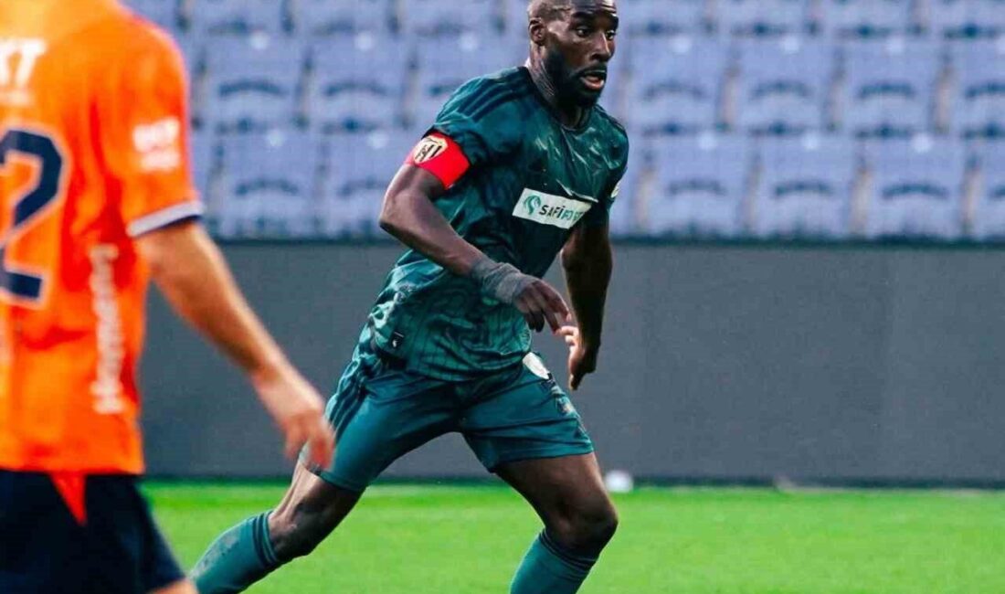 Trendyol Süper Lig’in ilk haftasında RAMS Başakşehir, konuk ettiği Kocaelispor’u