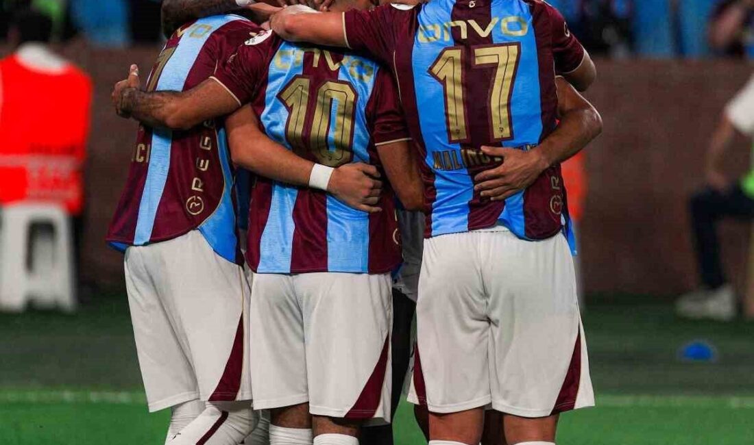 Trendyol Süper Lig’in 2. haftasında Trabzonspor, sahasında RAMS Başakşehir’i 2-1