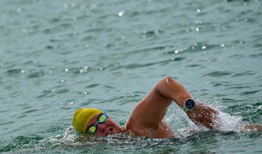 Türk ultramaraton yüzücüsü Melisa Uluarslan, açık su yüzücülüğünün en zorlu