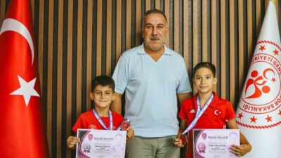 15 Temmuz Minikler Türkiye Güreş Şampiyonası’nda dereceye giren Aydınlı minik
