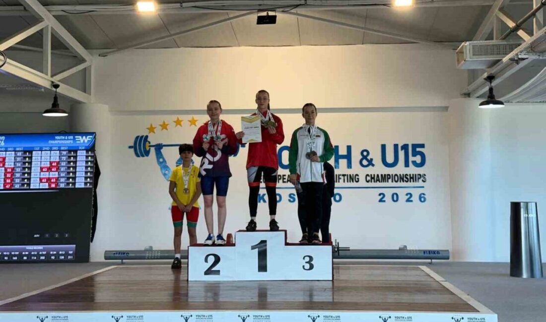Kosova’da başlayan U-15 ve Yıldızlar Avrupa Halter Şampiyonası’nın ilk gününde