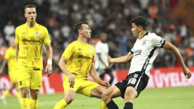 UEFA Avrupa Ligi 3. eleme turu rövanşında Beşiktaş, konuk ettiği