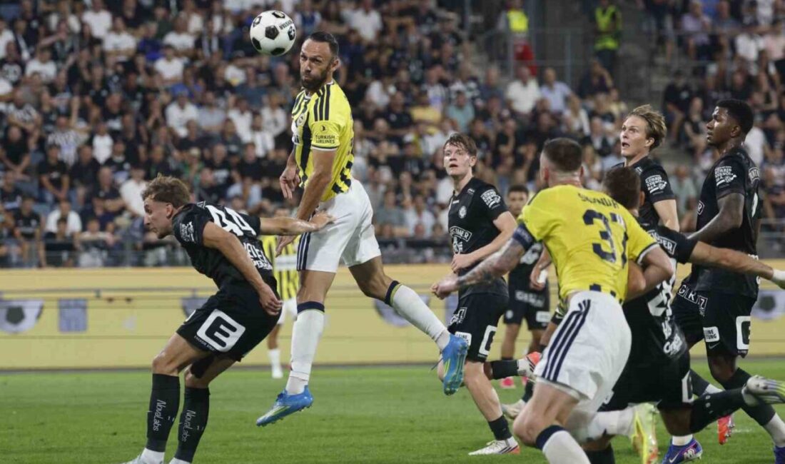 UEFA Şampiyonlar Ligi 3. eleme turu rövanş maçında Fenerbahçe, deplasmanda