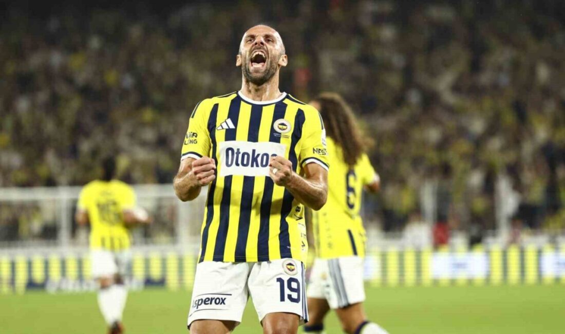 Fenerbahçe’nin Kosovalı forveti Vedat Muriqi, sarı-lacivertlilerdeki 2. sezonunda ilk golünü