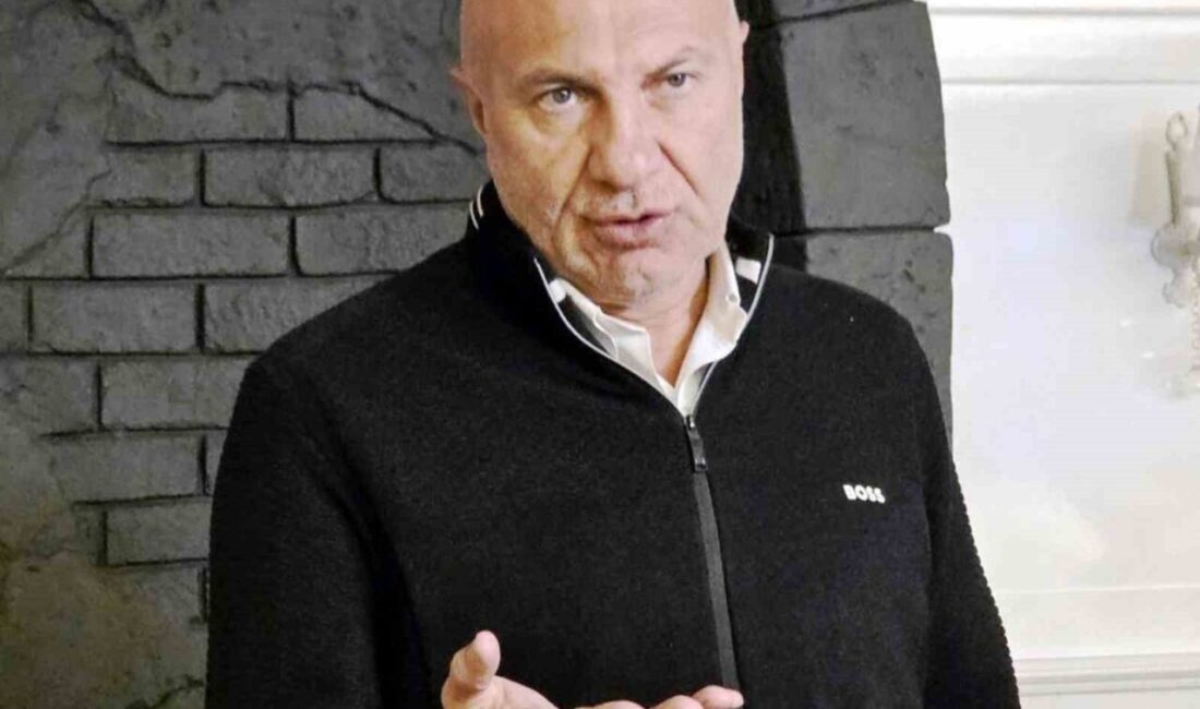 Samsunspor Başkanı Yüksel Yıldırım, kırmızı-beyazlı kulübün yeni hedefinin kupalar ve