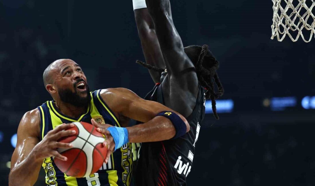 39. Erkekler Cumhurbaşkanlığı Kupası’nda Fenerbahçe, Beşiktaş’ı 72-59 mağlup ederek kupanın