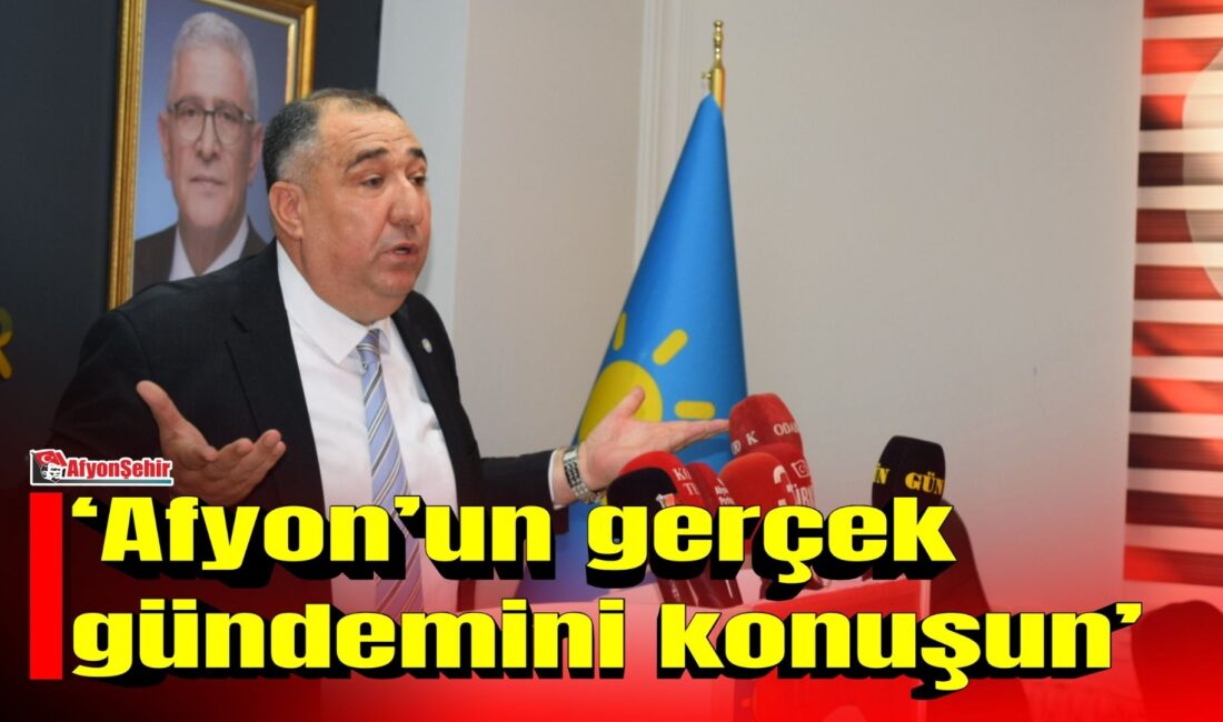 İYİ Parti Afyonkarahisar İl Başkanı Muhammet Mısırlıoğlu, düzenlediği haftalık basın