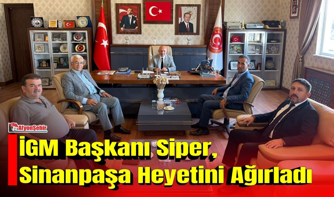 Afyonkarahisar İl Genel Meclis Başkanı Mehmet Siper, Sinanpaşa’dan gelen heyeti