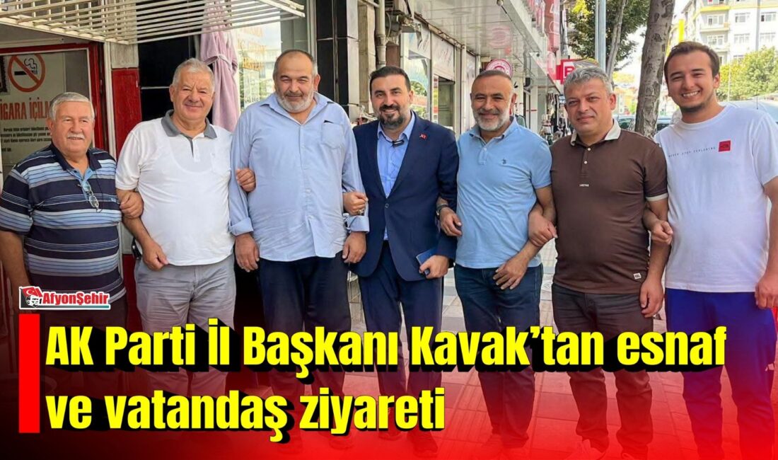 AK Parti Afyonkarahisar İl Başkanı Dr. Özgür Kavak, cuma namazının