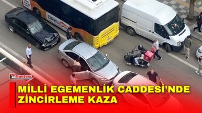 Afyonkarahisar’da Milli Egemenlik Caddesi üzerinde 3 aracın karıştığı trafik kazası